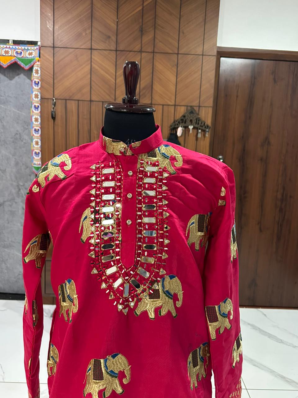 ELEPHANT MIRROR KURTA