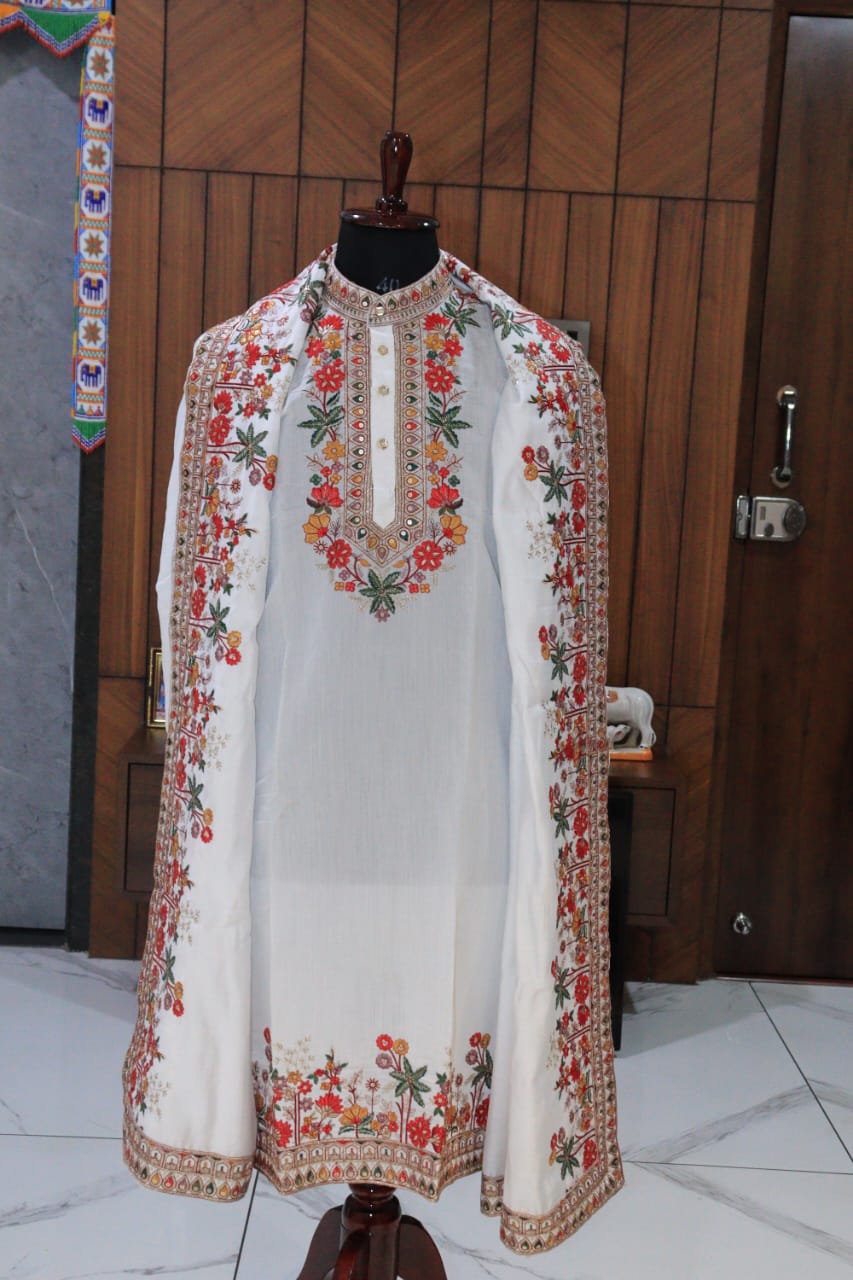 ETHEREAL EMBRODIRED KURTA